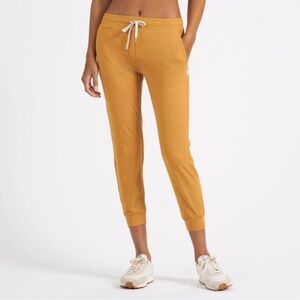 Vuori women’s performance jogger - size small